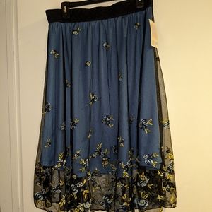 LuLaRoe Embroidered mesh skirt -Lola XL